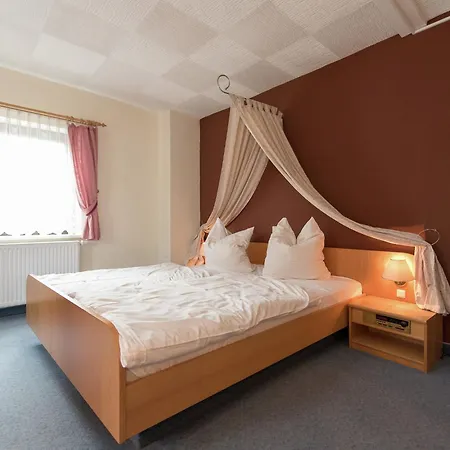 Grand Getaway In Deutschneudorf, Cleaning Included Deutschneudorf