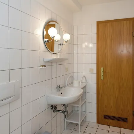 Grand Getaway In Deutschneudorf, Cleaning Included 펜션